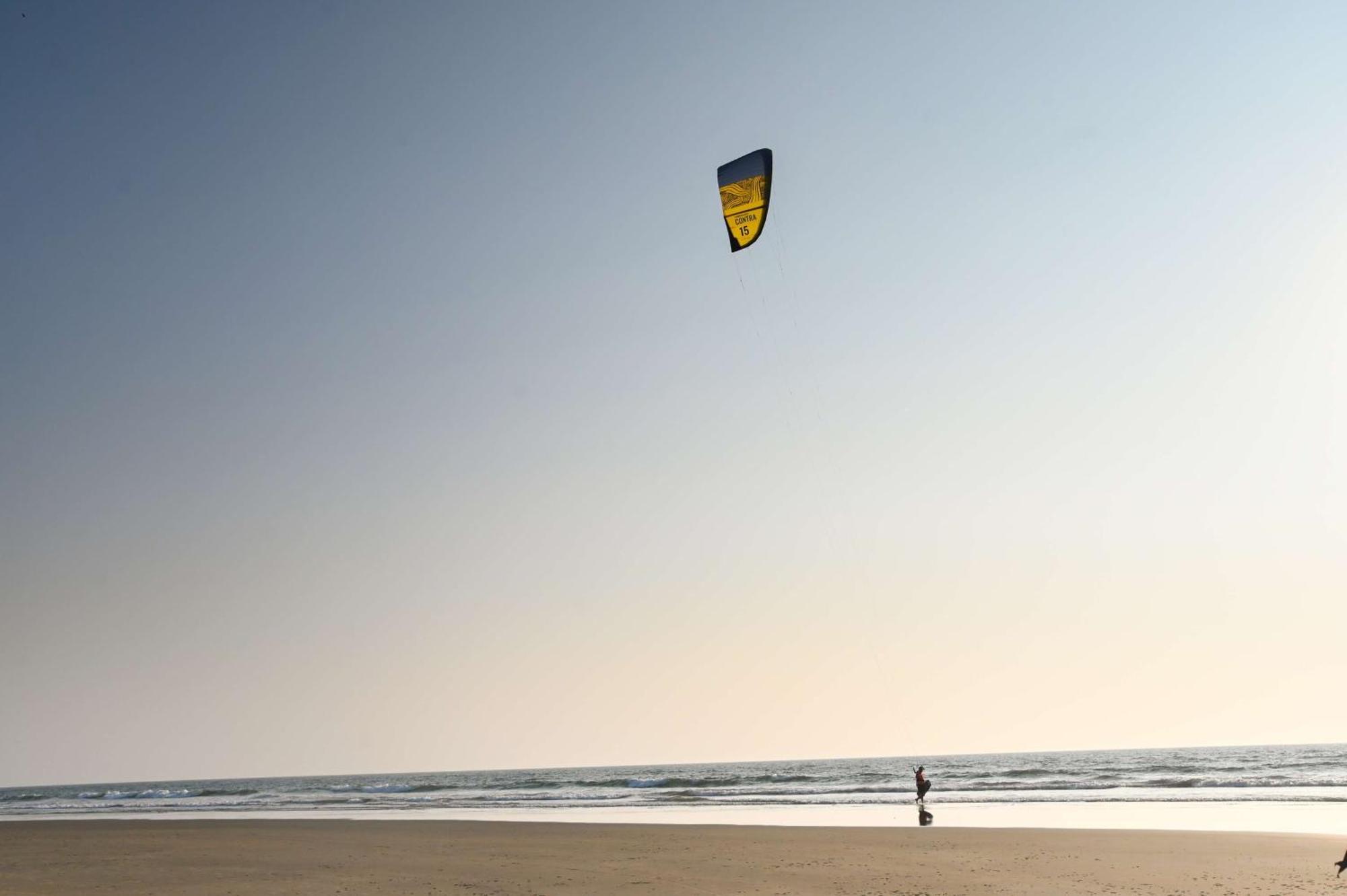 Mandrem Beach Resort, A Member Of Radisson Individuals Retreat Buitenkant foto
