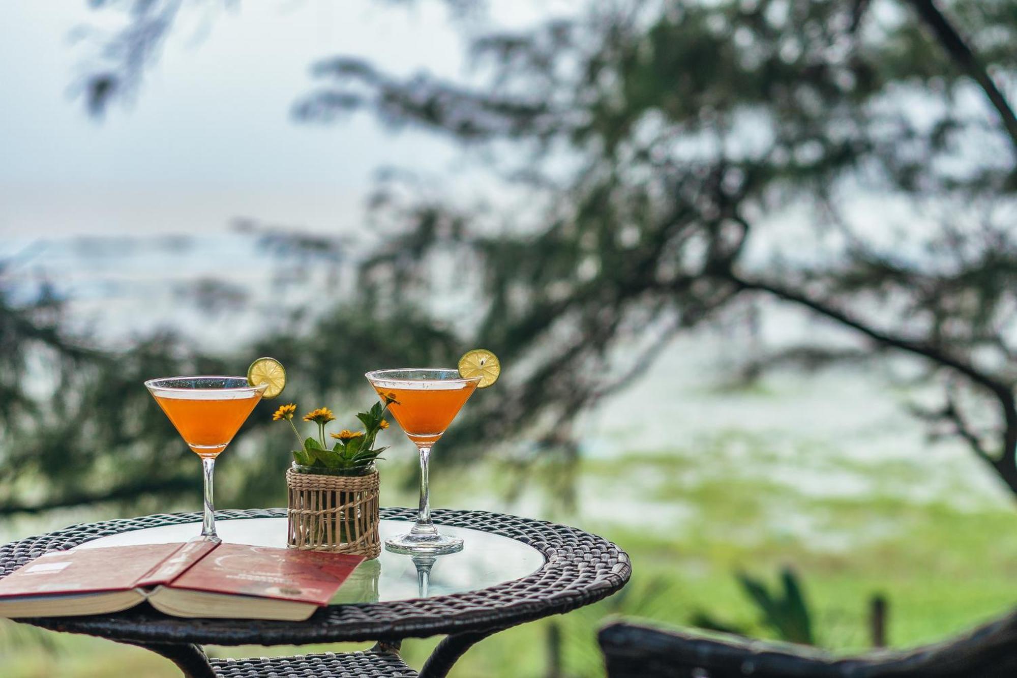 Mandrem Beach Resort, A Member Of Radisson Individuals Retreat Buitenkant foto